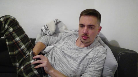 cuteboyie  23-11-2022